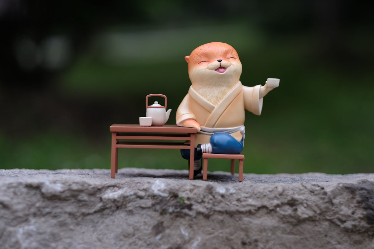 Mr. Otter Limited Edition Art Toys: Tea Time